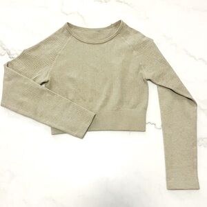 Beige crop top size small crop top